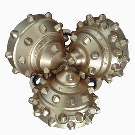 연약한 대형 6 3/4&quot; (171mm) IADC 532 Tci Tricone 조금 긴 서브 생활