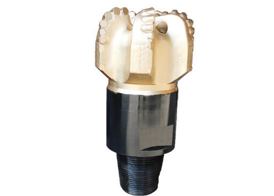 탄화물 PDC 위조하는 Tricone 드릴용 날 6 잎/6개의 분사구 유형 가공