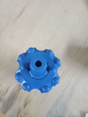 테이퍼 드릴용 날 직경 64mm와 안내하는 접합기 직경 22mm를 넓히는 11 도