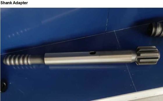 길이 500mm T38에 의하여 실을 꿰는 까만 색깔을 가진 Tamrock HL500/HL560S 정강이 접합기