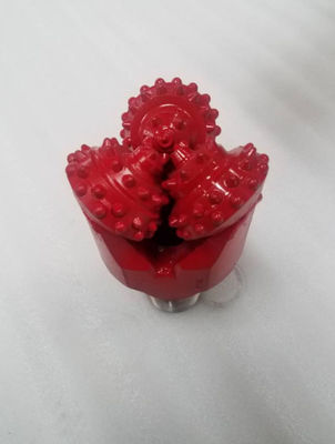 IADC637 우물 Tricone 드릴용 날 Blasthole 조금에 의하여 주문을 받아서 만들어지는 색깔 API 증명서