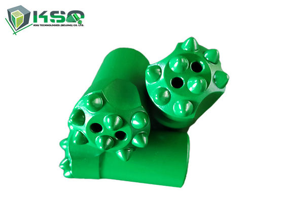 32 밀리미터 12 급은 암석 드릴링을 위해 버튼 비트를 점점 줄였습니다