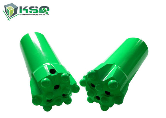 R32는 텅스텐 카바이드 버튼 드릴 비트에 실을 뀄습니다