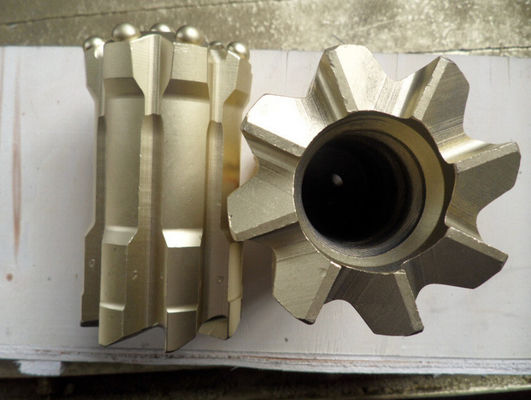 T51 89mm 하드 록을 위한 철회 가능한 드릴용 날 단추 광업